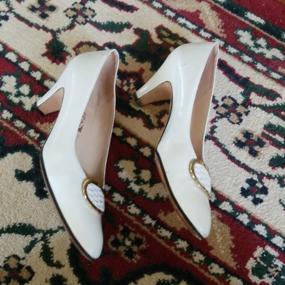 Women's white Ferragamo Shoes - Picture 3 of 8